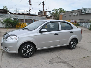 Авто Chevrolet Aveo 2007 № 8791299