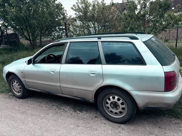 Авто Audi A4 1997 № 8791334