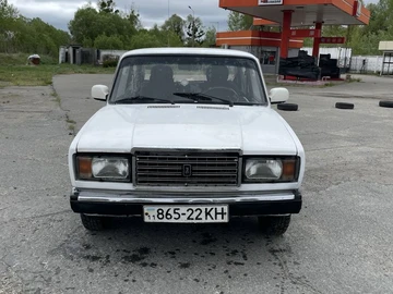 Авто ВАЗ 2107 1991 № 8791796