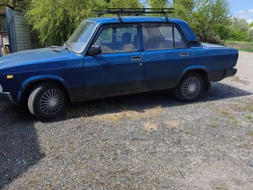 Авто ВАЗ 2107 2000 № 8791871