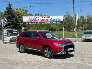 Авто Mitsubishi Outlander 2021 № 8791940