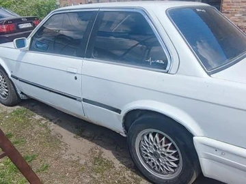 Авто BMW 3 Серия 1988 № 8792114