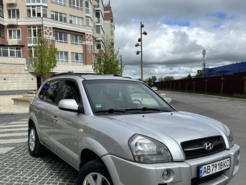 Авто Hyundai Tucson 2006 № 8792117