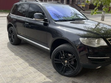 Авто Volkswagen Touareg 2008 № 8792139