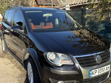 Авто Volkswagen Touran 2007 № 8792242