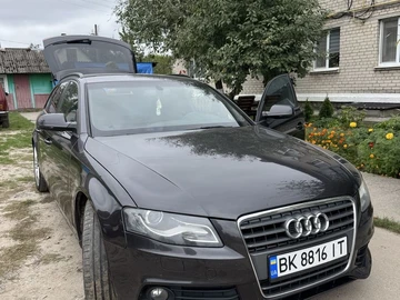 Авто Audi A4 2009 № 8792256