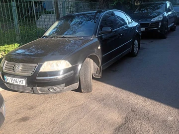 Авто Volkswagen Passat Sedan 2003 № 8792354