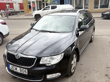 Авто Skoda Superb 2012 № 8792394