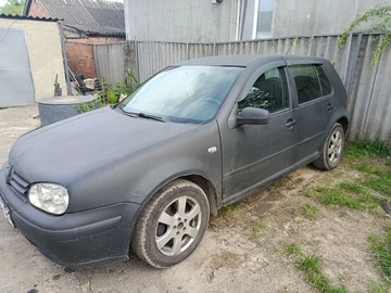 Авто Volkswagen Golf 2000 № 8792555