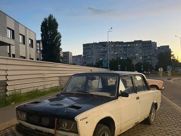 Авто ВАЗ 2107 1987 № 8792967