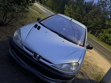 Авто Peugeot 206 2002 № 8793013