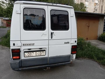Авто Renault Trafic 1999 № 8793051