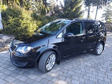 Авто Volkswagen Touran 2009 № 8793117