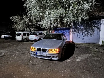 Авто BMW 5 Серия 2002 № 8793141