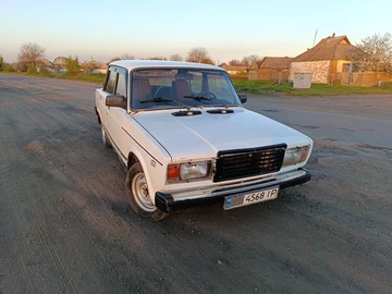 Авто ВАЗ 2107 2000 № 8793299