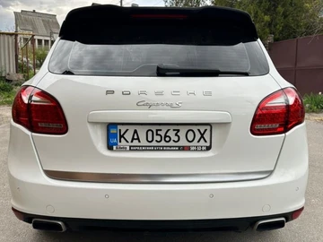 Авто Porsche Cayenne 2013 № 8793446