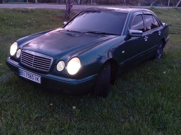 Авто Mercedes Mb 1996 № 8793474