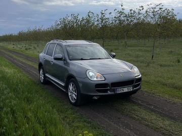 Авто Porsche Cayenne S 2006 № 8793500