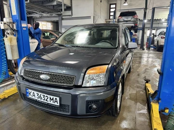 Авто Ford Fusion 2006 № 8793537