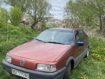 Авто Volkswagen Passat Sedan 1990 № 8793607