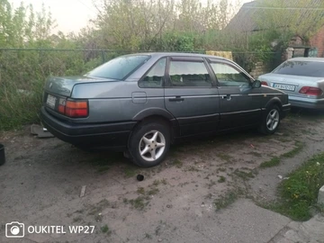 Авто Volkswagen Passat Sedan 1992 № 8793711