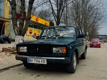 Авто ВАЗ 2107 2004 № 8793822