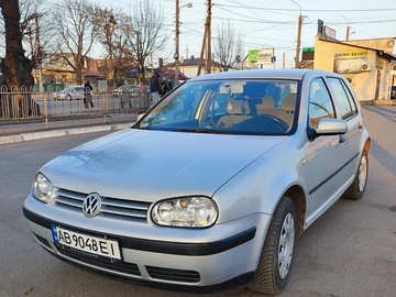 Авто Volkswagen Golf 1999 № 8793844