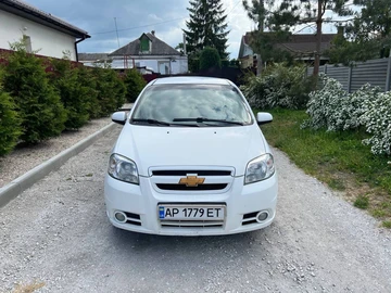 Авто Chevrolet Aveo 2011 № 8793845