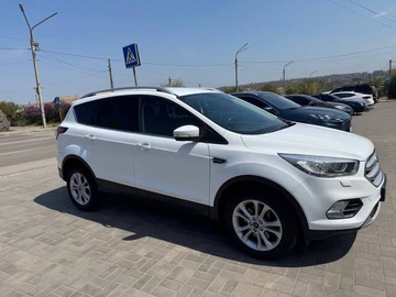 Авто Ford Kuga 2019 № 8793888