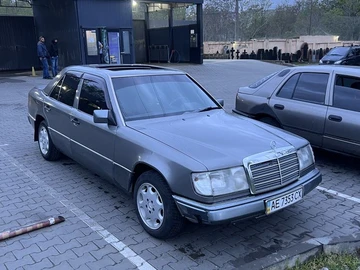 Авто Mercedes W124 1990 № 8793906