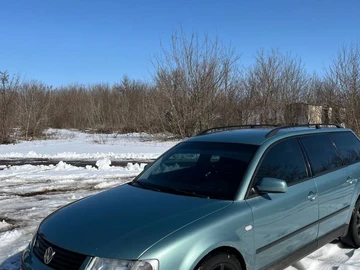 Авто Volkswagen Passat Sedan 2000 № 8794145