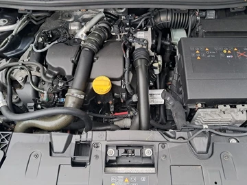 Авто Renault 4 2016 № 8794161