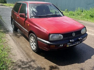 Авто Volkswagen Golf 1998 № 8794308