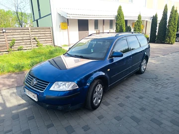 Авто Volkswagen Passat Variant 2001 № 8794371