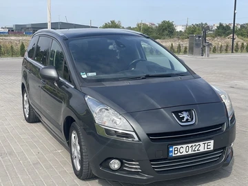 Авто Peugeot 5008 2011 № 8794490