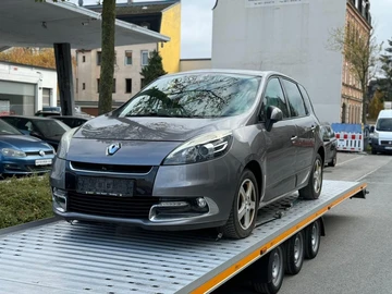 Авто Renault Scenic 2012 № 8794623