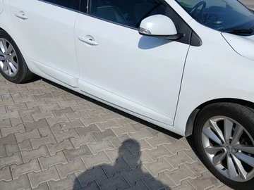 Авто Renault 4 2012 № 8794806