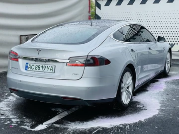 Авто Tesla Model S 2016 № 8795011