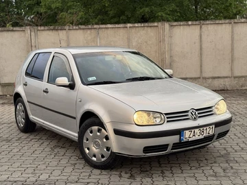 Авто Volkswagen Golf 2000 № 8795038