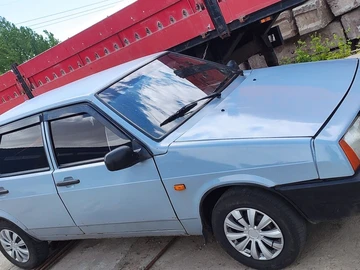 Авто ВАЗ 2109 1987 № 8795052