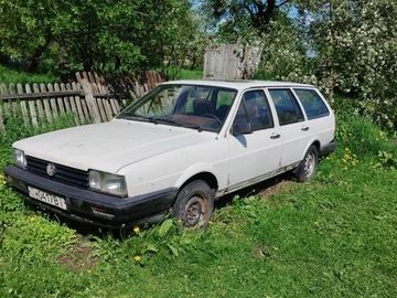 Авто Volkswagen Passat Variant 1986 № 8795079