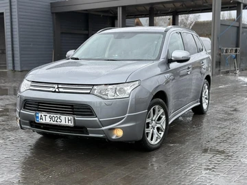 Авто Mitsubishi Outlander 2013 № 8795197