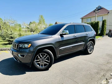 Авто Jeep Grand Cherokee 2021 № 8795203