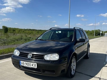 Авто Volkswagen Golf 2000 № 8795230