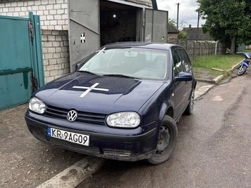 Авто Volkswagen Golf 2001 № 8795251