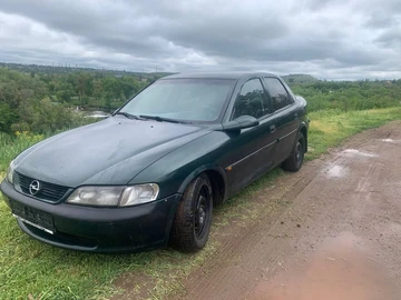 Авто Opel Vectra 1998 № 8795463