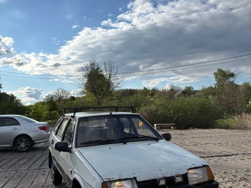 Авто ВАЗ 2109 1998 № 8795508