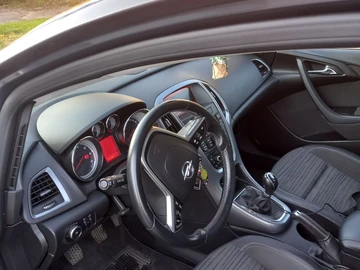 Авто Opel Astra 2015 № 8795620