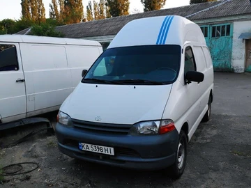 Авто Toyota Hiace 2001 № 8795693