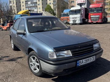 Авто Opel Vectra 1989 № 8795696